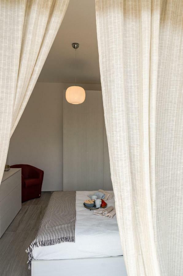 Fco Luxury Apartments Fiumicino Kültér fotó